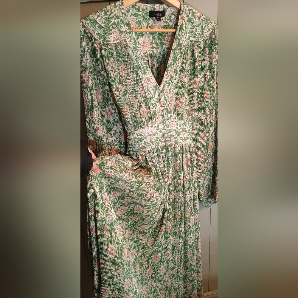 Floral Green Dress - Picture 3 of 7
